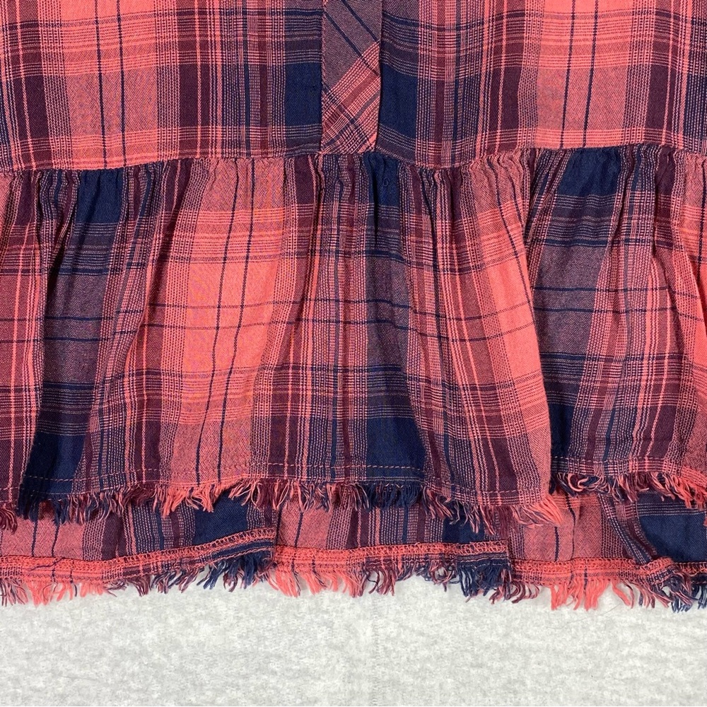 Vince Camuto Plaid Peplum Blouse Women's M Red Blue Frayed Hem Long Sleeve Flowy - Picture 6 of 15